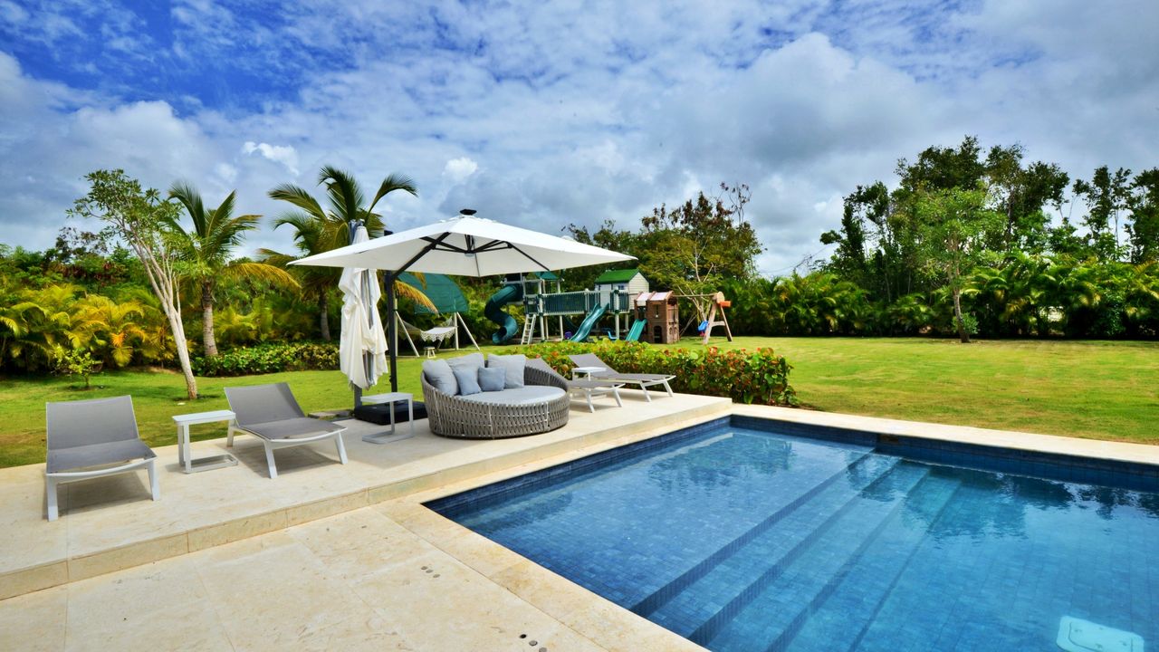 Modern and Spacious Villa with Spectacular Views of the Farallon of Cap Cana