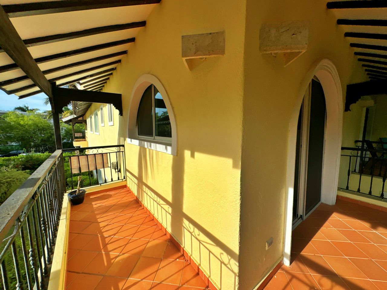 2 Bedroom Condo-Golf View-Private Beach Access-Move In Ready-Gated Community