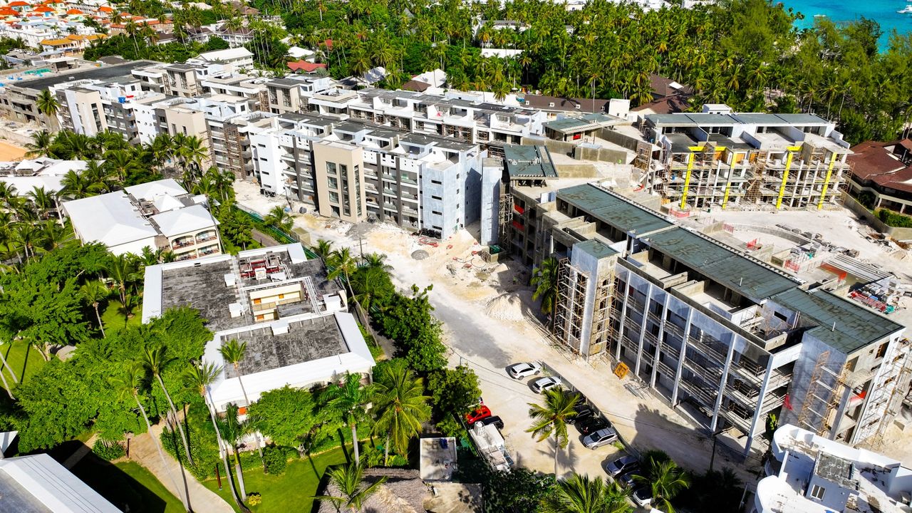 Unmatched Caribbean Luxury: Exquisite Penthouse in Los Corales photo 3