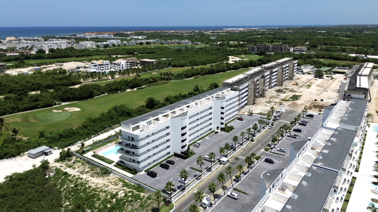 Luxury Golf View Apartments for Sale in Cana Bay, Punta Cana - Exclusive Living & Investment Opportunity