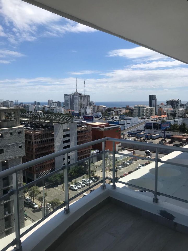 Apartamentos en Venta Evaristo Morales, Santo Domingo D.N.