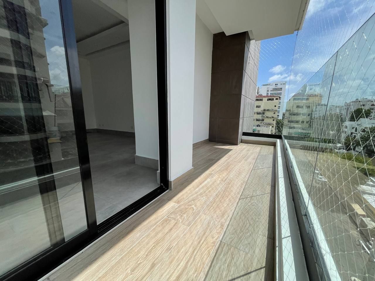 Apartamentos en Venta Evaristo Morales, Santo Domingo D.N.