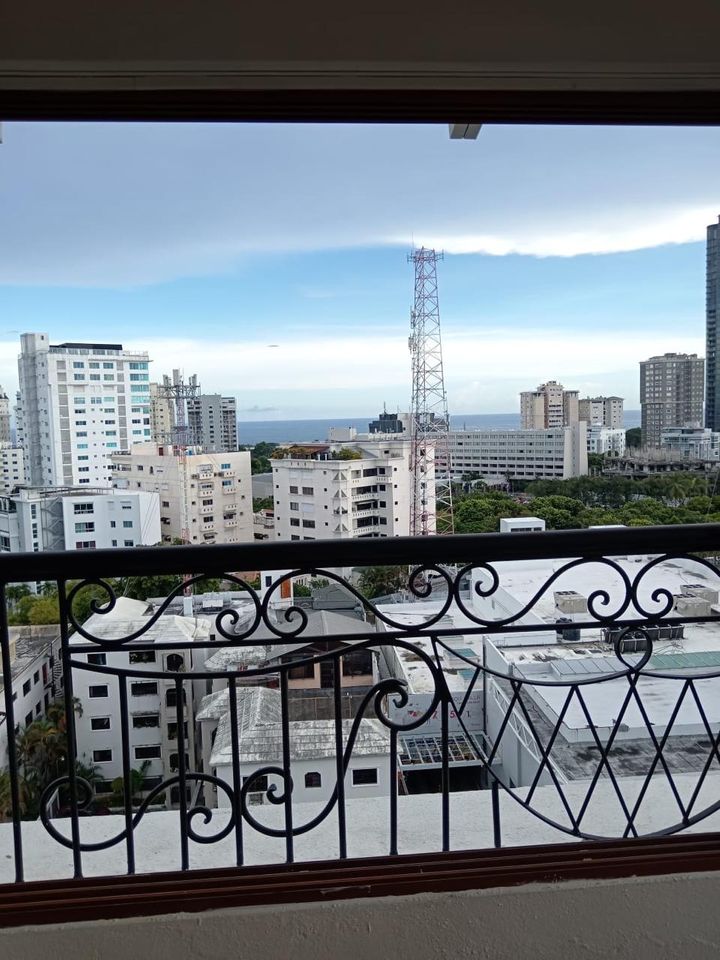 Penthouses en Venta Los Cacicazgos, Santo Domingo D.N.